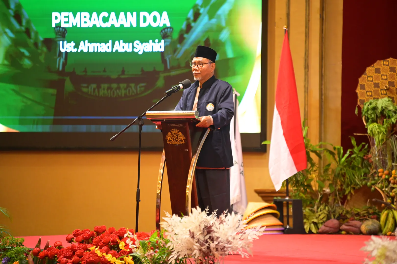 Pembacaan Doa Khidmat oleh Ust. Ahmad Abu Syahid